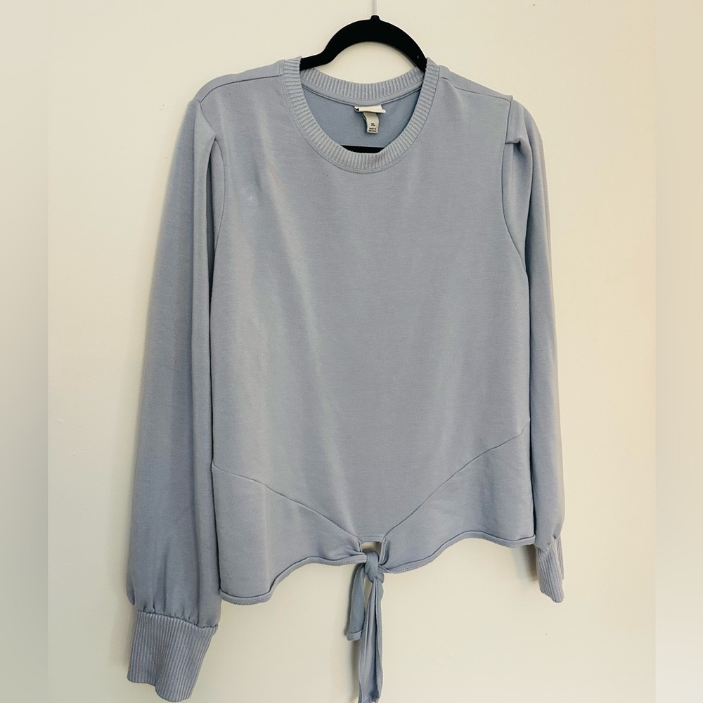 Women’s soft pullover over shirt/sweater with many details!